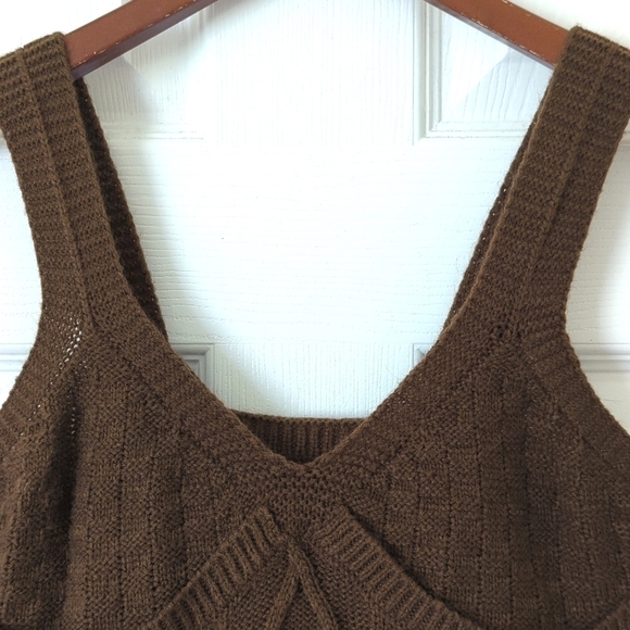 Cropped Cable Knit Wide Strap V-neck Sweater Tank Top Brown Small - Picture 2 of 7